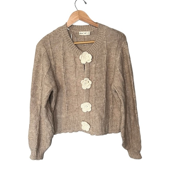 New In Rose Crochet Button Cabled Soft Beige Cardigan - Picture 2 of 11